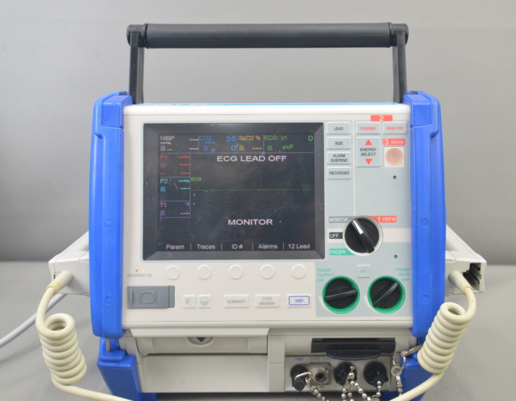 Zoll M Series CCT BiPhasic Defibrillator Monitor with Pacer and Paddles ...