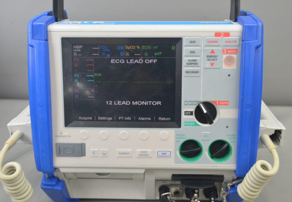 Zoll M Series CCT BiPhasic Defibrillator Monitor with Pacer and Paddles ...