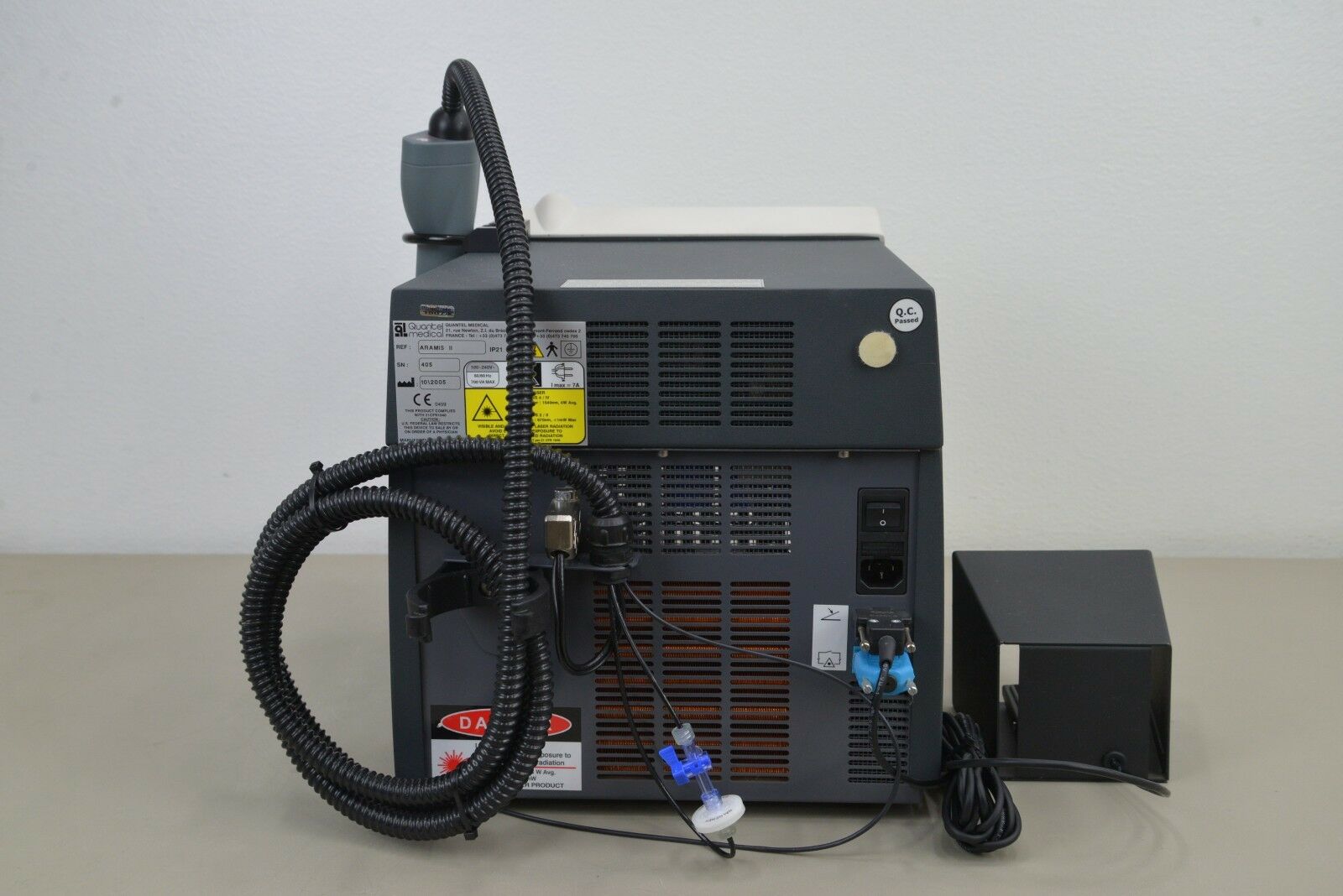 Quantel Medical Aramis II Surgical Erbium Glass Laser System