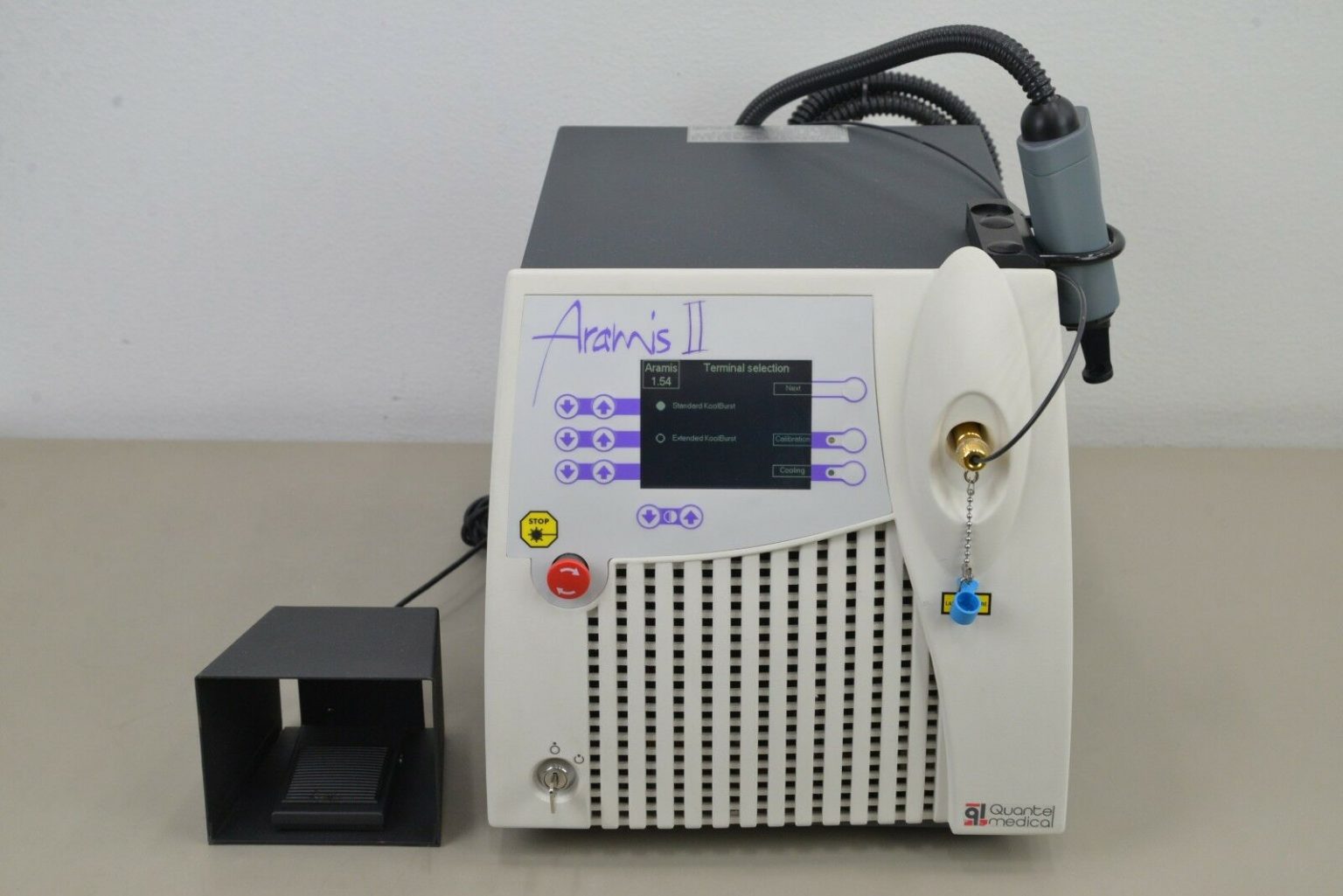 Quantel Medical Aramis II Surgical Erbium Glass Laser System