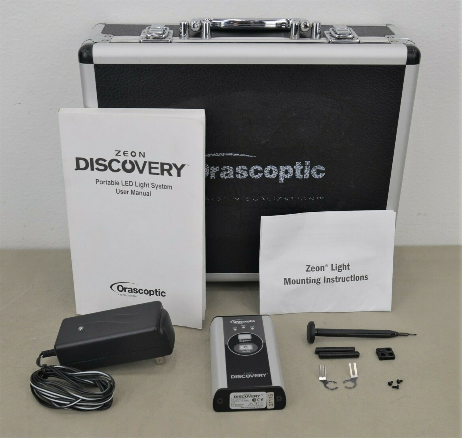 Orascoptic 921690-1 Zeon Discovery LED Headlight for Dental Surgical