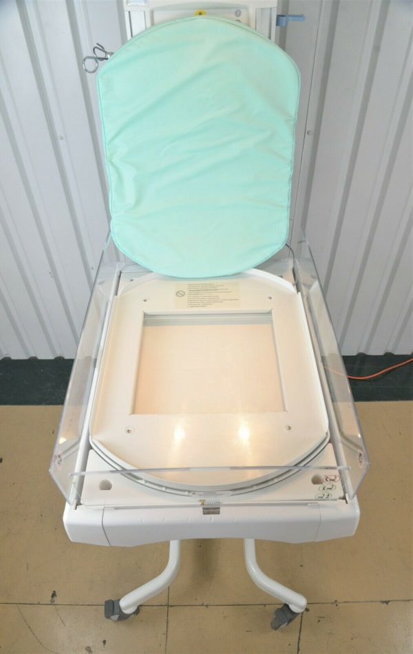 GE Healthcare Giraffe Bedded Infant Warmer w/ PIP & SpO2 REF 1502 PN