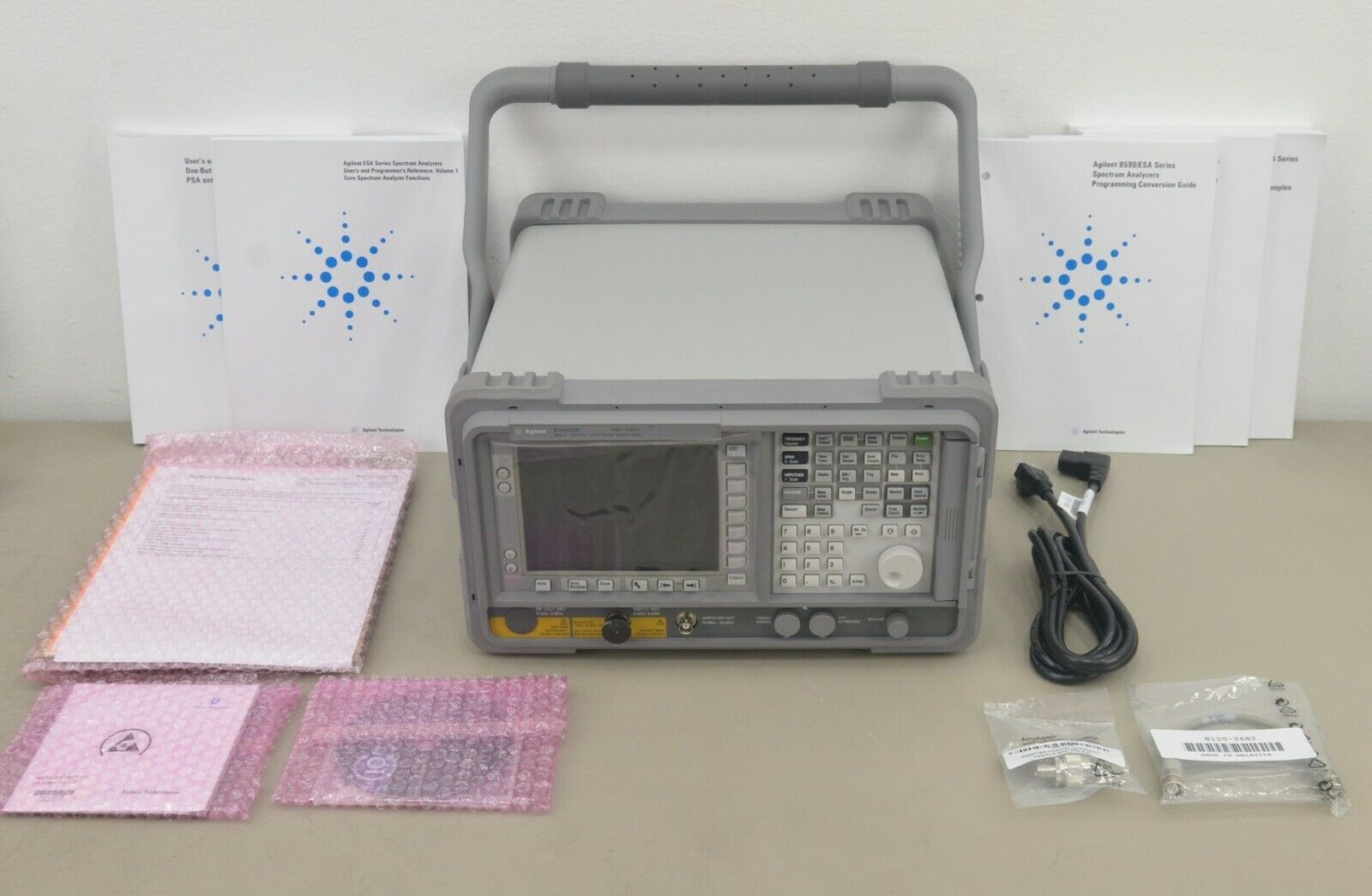 New HP Agilent Keysight E4403B ESA-L Series Spectrum Analyzer 9kHz-3.0GHz  w/ Acc